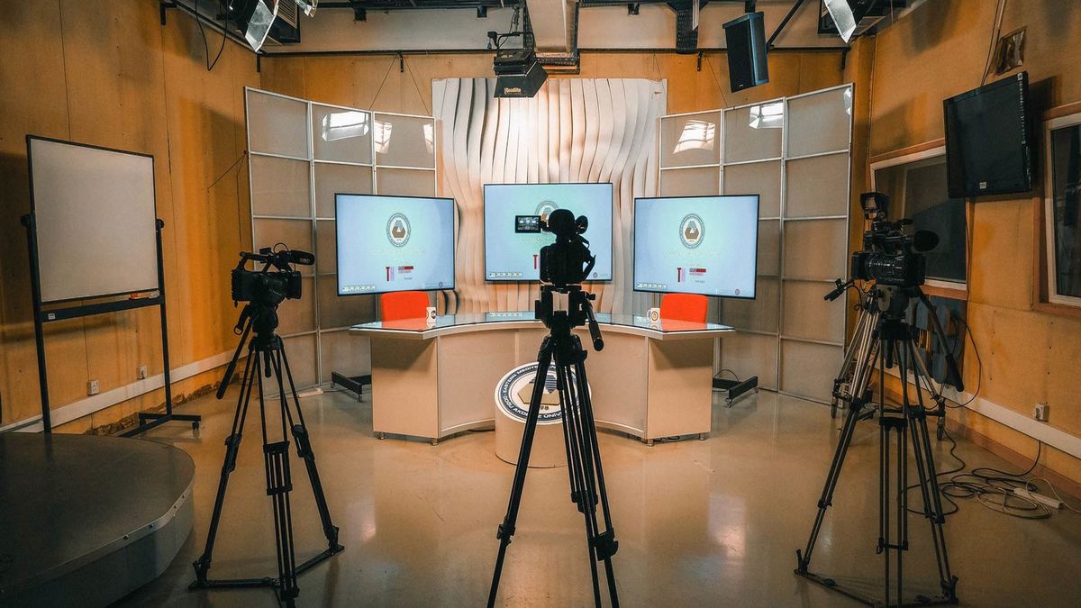 Huzur Mahallesi İkinci El Televizyon Alanlar